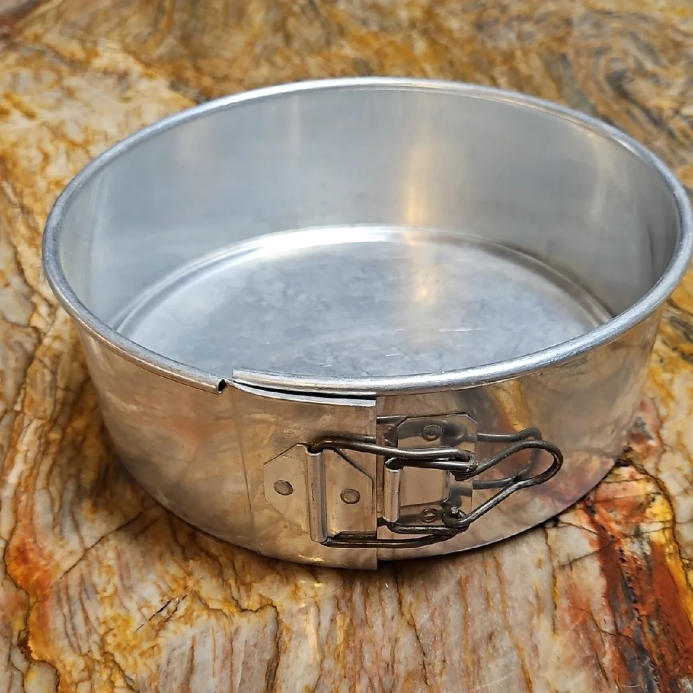 Silver Metal Spring Pan